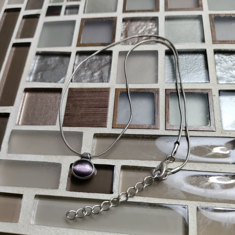 Vintage Purple necklace - Picture 2 of 5